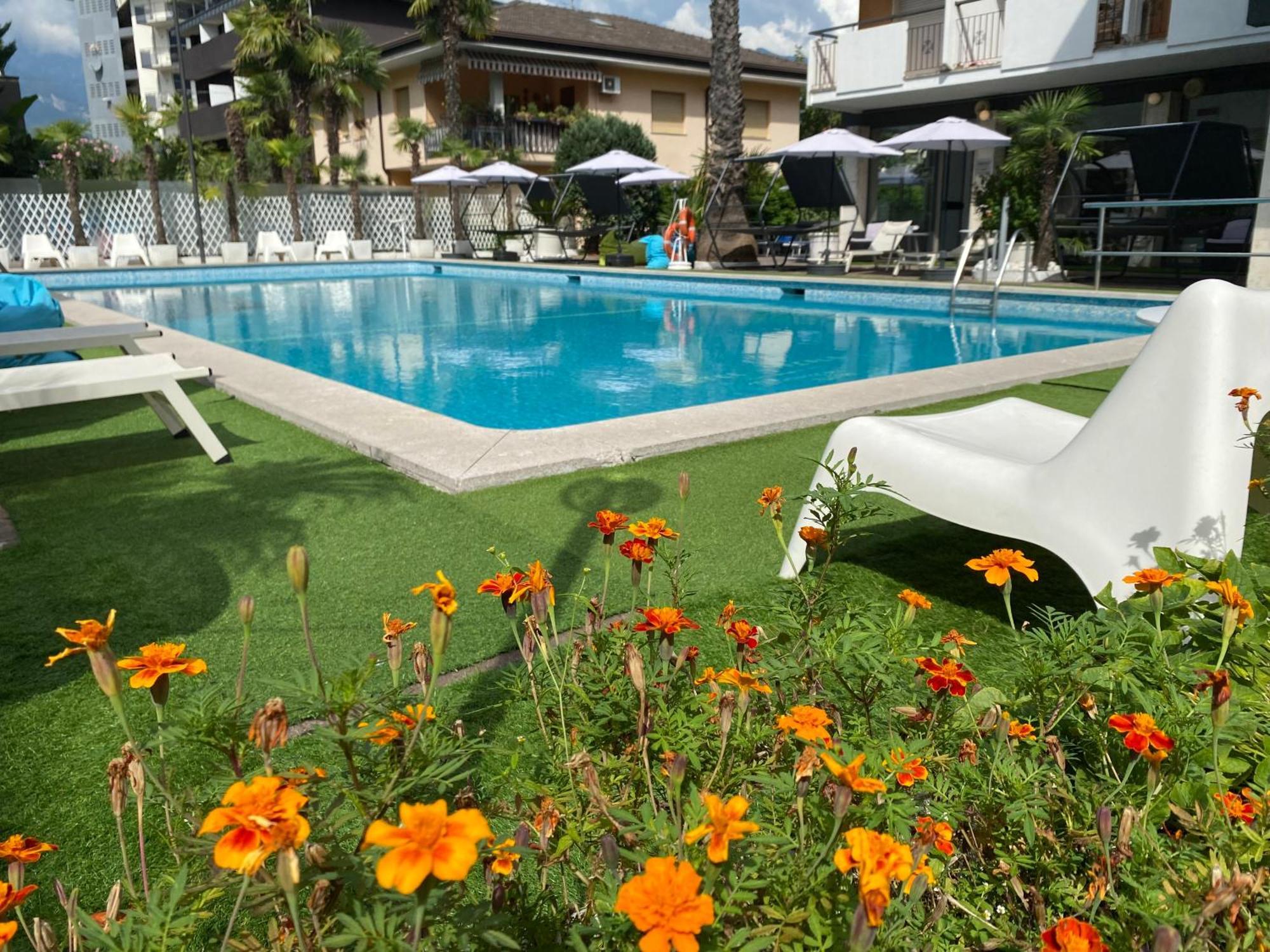 Hotel La Perla 리바 델 이탈리아 베로나 외부 사진
