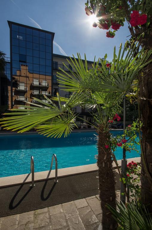 Hotel La Perla 리바 델 이탈리아 베로나 외부 사진
