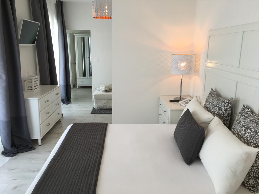 Hotel La Perla 리바 델 이탈리아 베로나 외부 사진