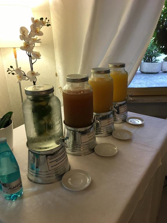 Hotel La Perla 리바 델 이탈리아 베로나 외부 사진
