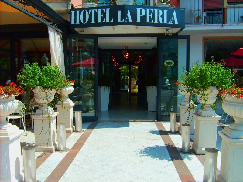 Hotel La Perla 리바 델 이탈리아 베로나 외부 사진